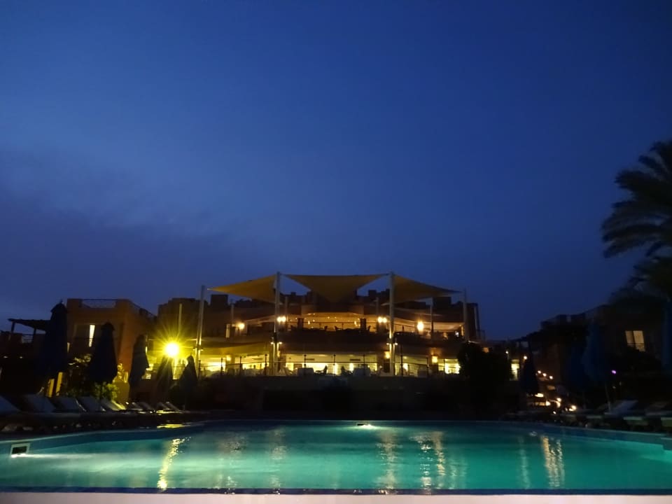 Infinity Pool Shams Prestige Abu Soma-Adults Only