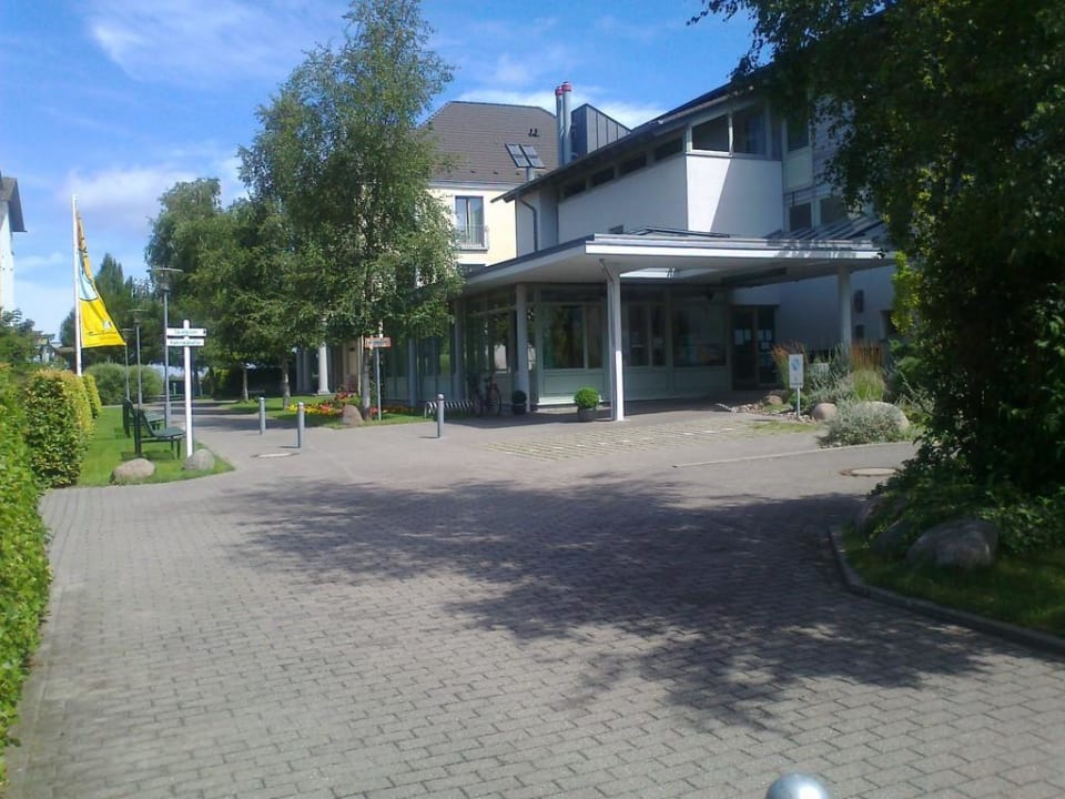 Eingang Rügener Ferienhäuser am Hochufer