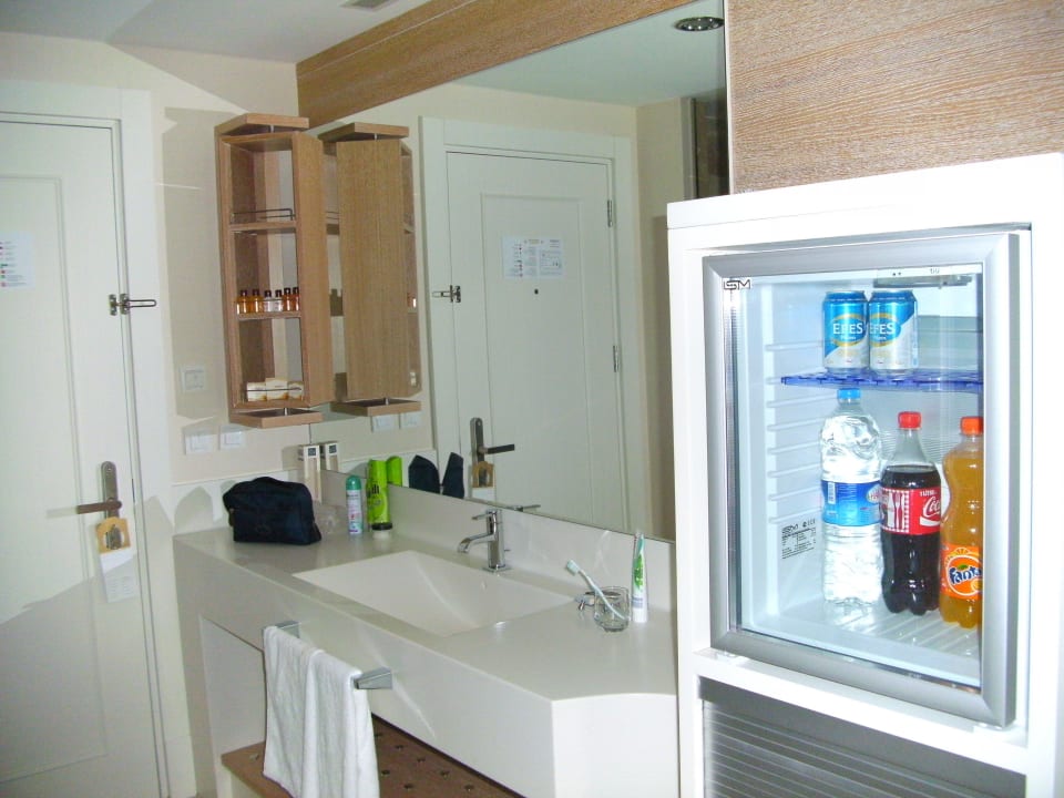 Waschgelegenheit/Kühlschrank Sentido Trendy Verbena Beach