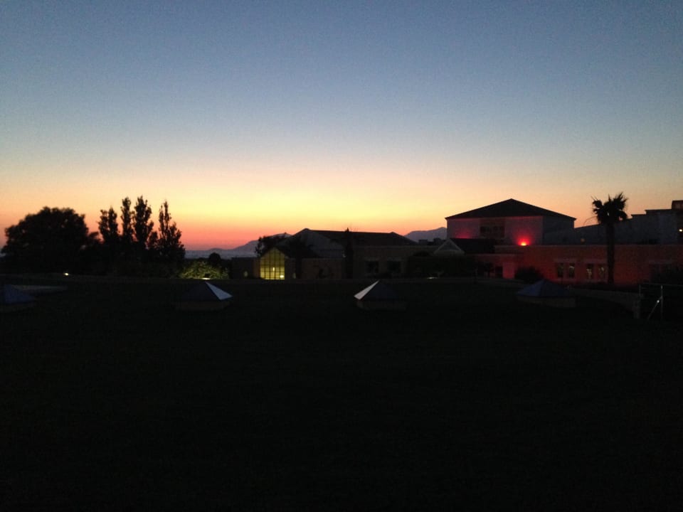 Abendstimmung  Neptune Luxury Resort
