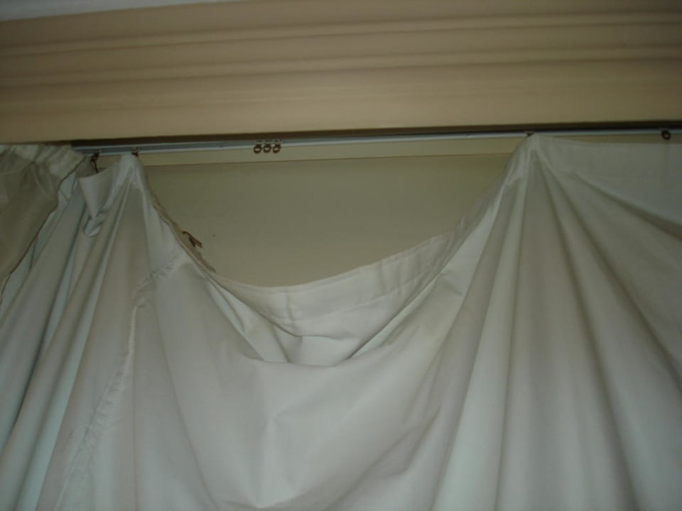 Abgerissene Gardine Imperial Shams Abu Soma