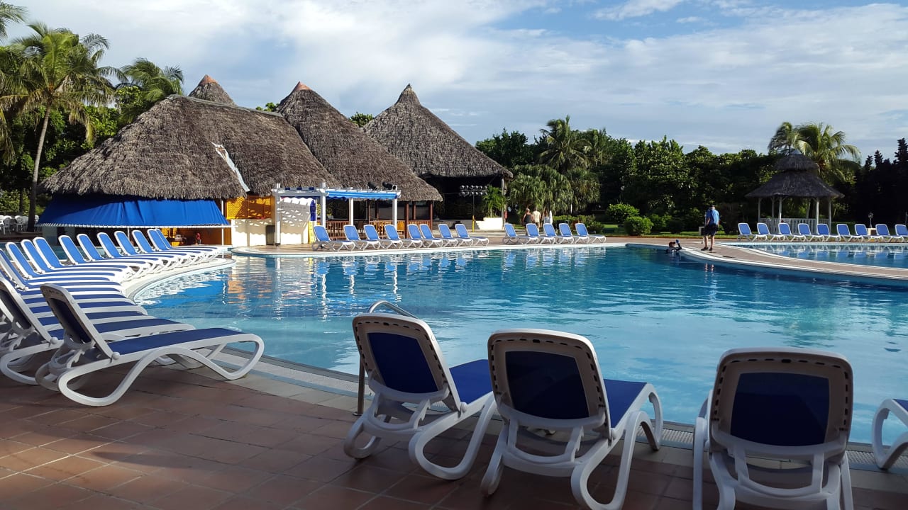 Pool Hotel Tuxpan Varadero