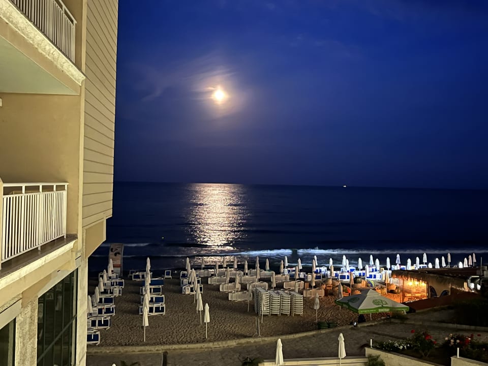 Ausblick Hotel Bilyana Beach