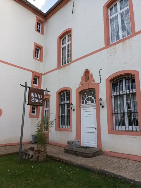 Lobby Hotel Burg Bollendorf