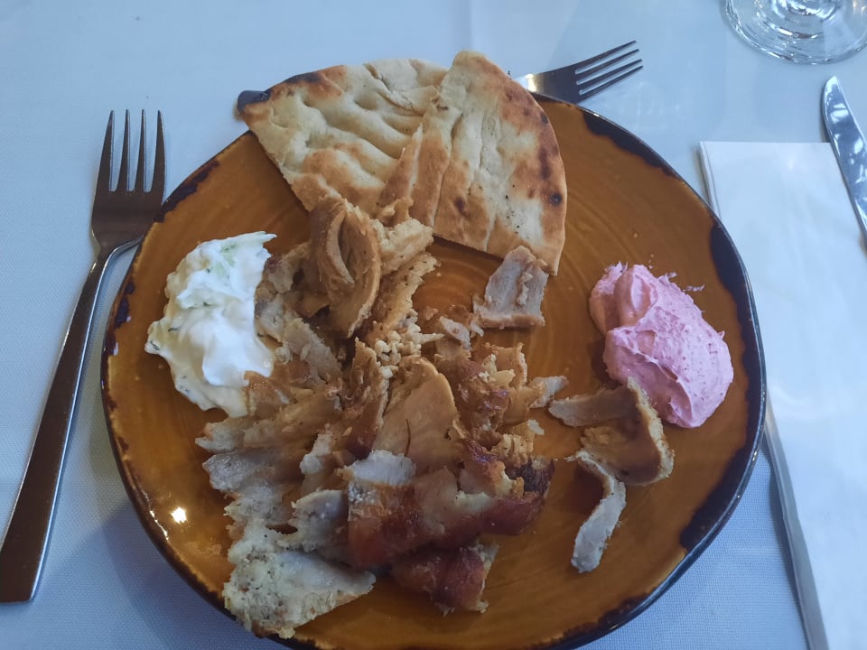 Gastro Anissa Beach & Village