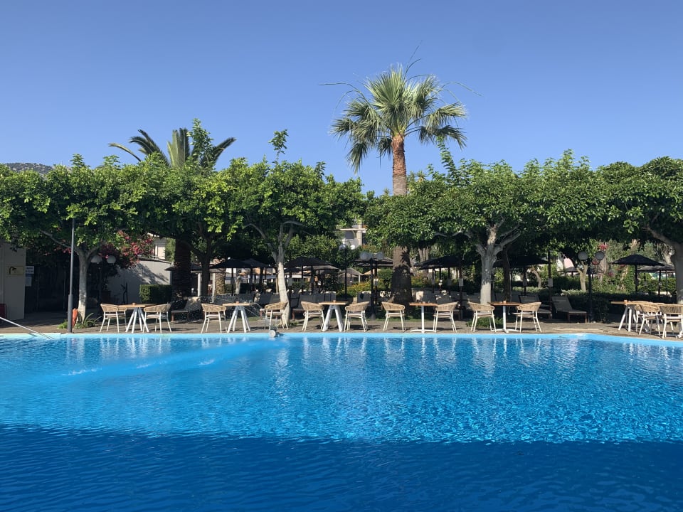 Pool Corissia Beach Hotel