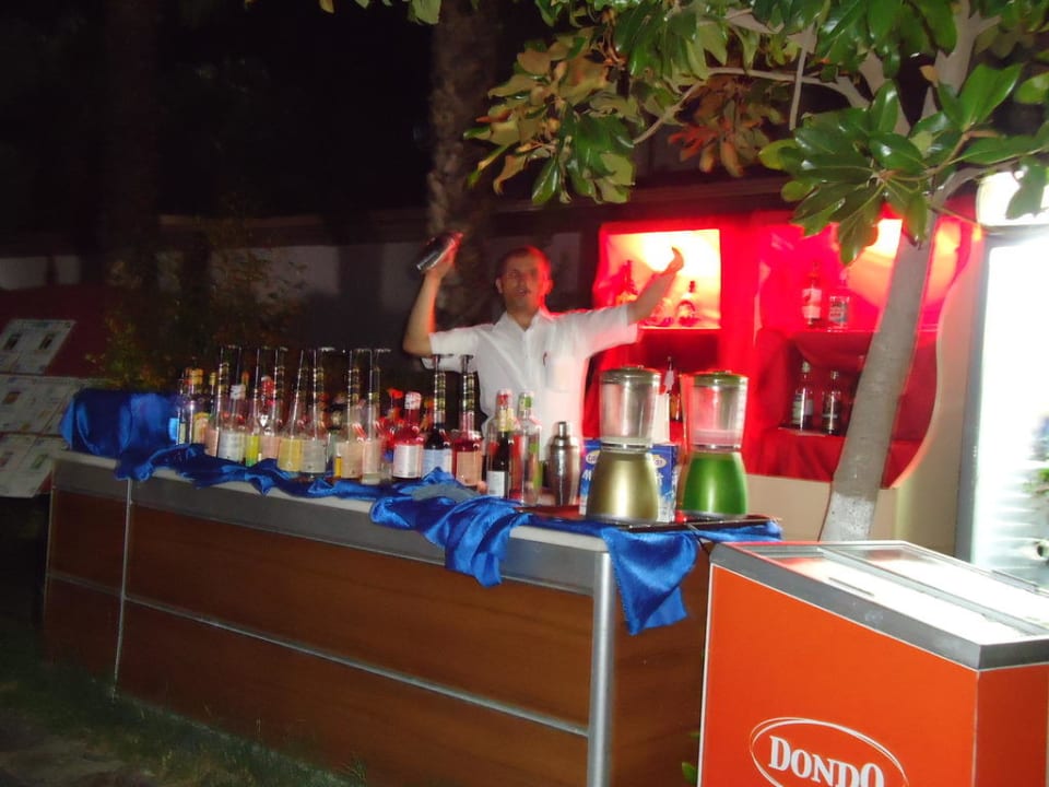 Hasan unser Mixer Hane Family Resort