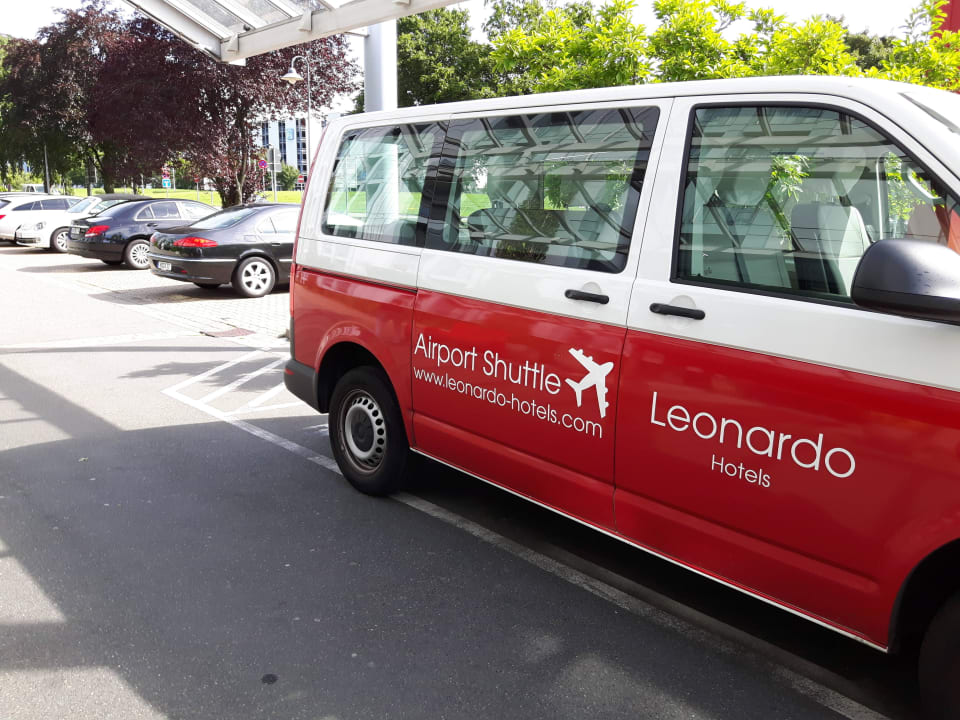 Airport Shuttle Leonardo Hotel Hannover Airport