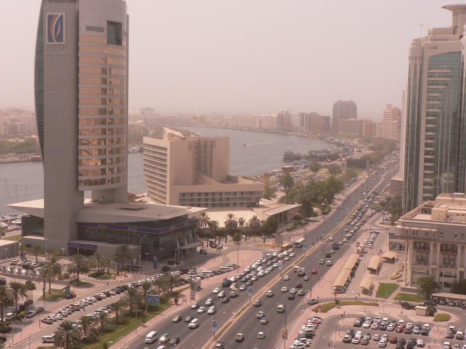 Ausblick vom Pool Golden Sands Hotel Creek