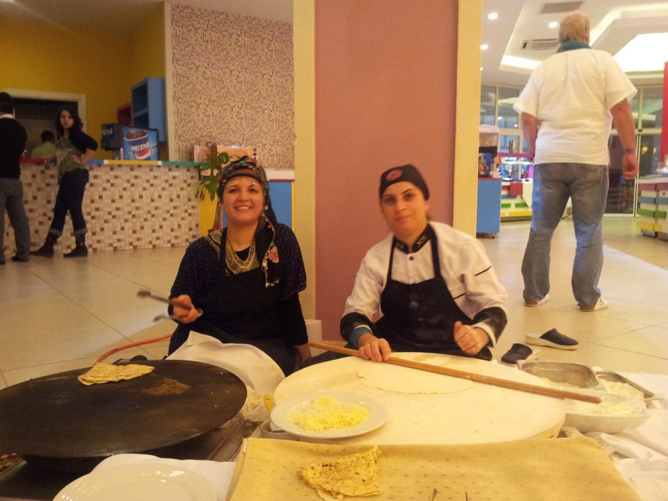 Beim Kochen Ramada Resort by Wyndham Side