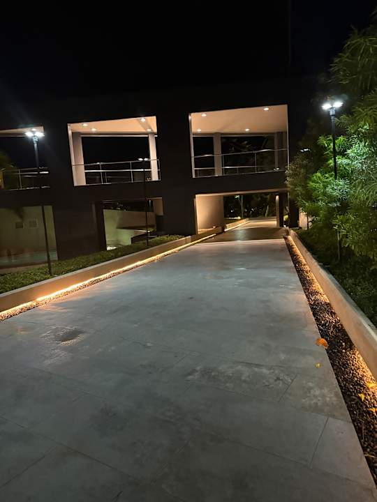 Außenansicht La Vela Khao Lak