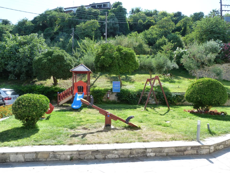 Kinderspielplatz Ammon Zeus Luxury Beach Hotel