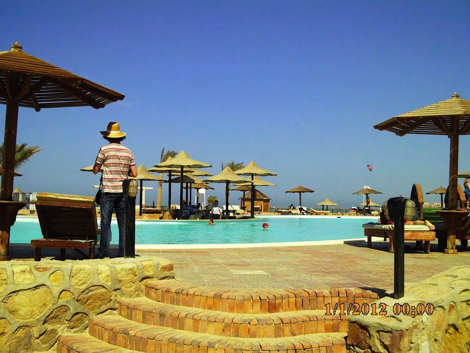 Poolbereich am Strand Riviera Aqua Park Resort