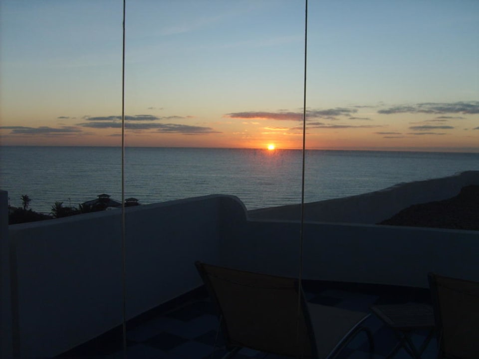 Lever de soleil vu du salon R2 Pajara Beach