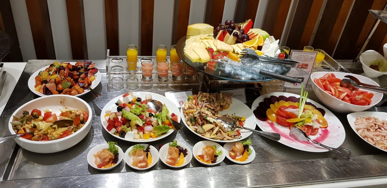 Gastro Royal Palms Beach Hotel