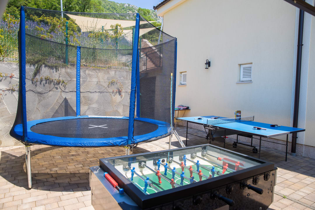 Sport & Freizeit Villa Vallis