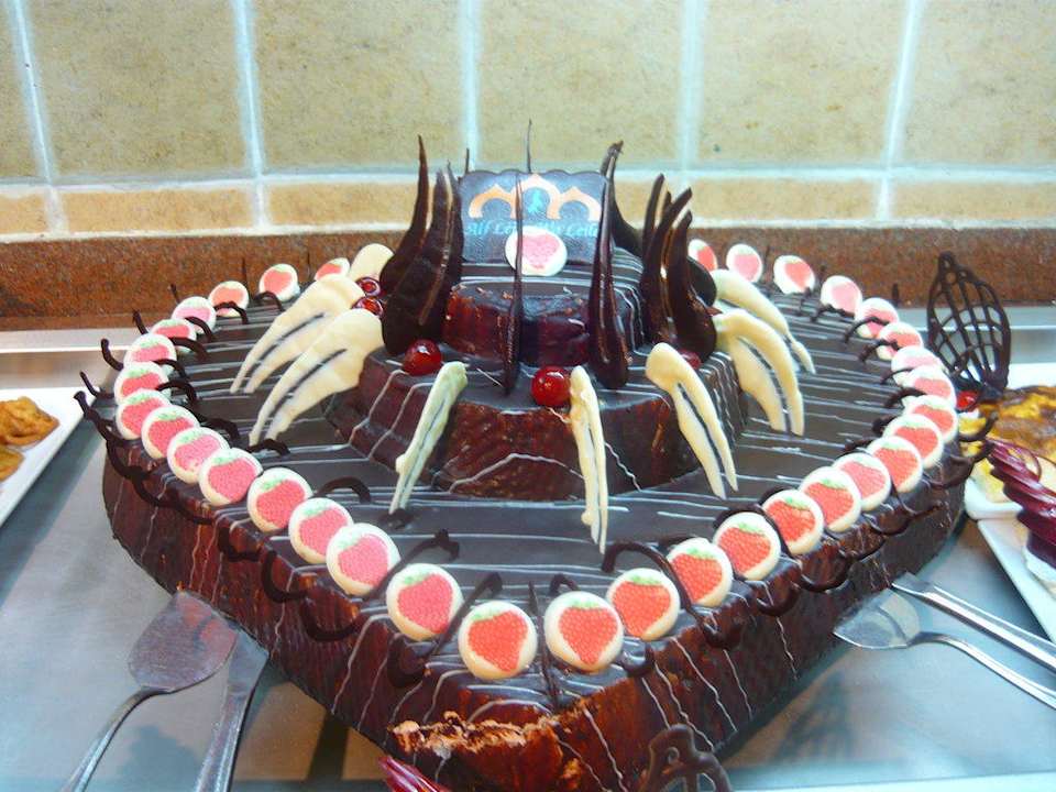 Smakowicie wyglądające torty Pickalbatros Alf Leila Wa Leila Resort - Neverland Hurghada