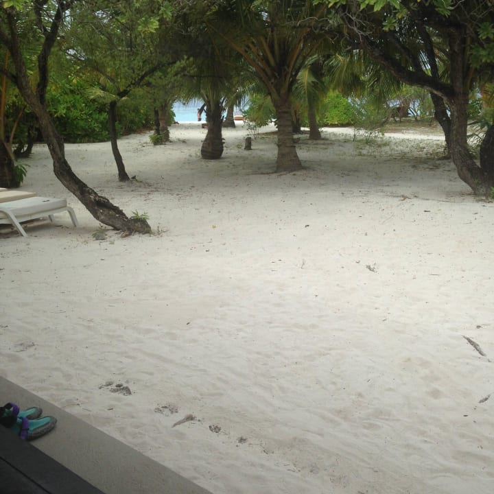 Blick von der eigenen Terrasse Adaaran Select Meedhupparu Island Resort - Premium All Inclusive