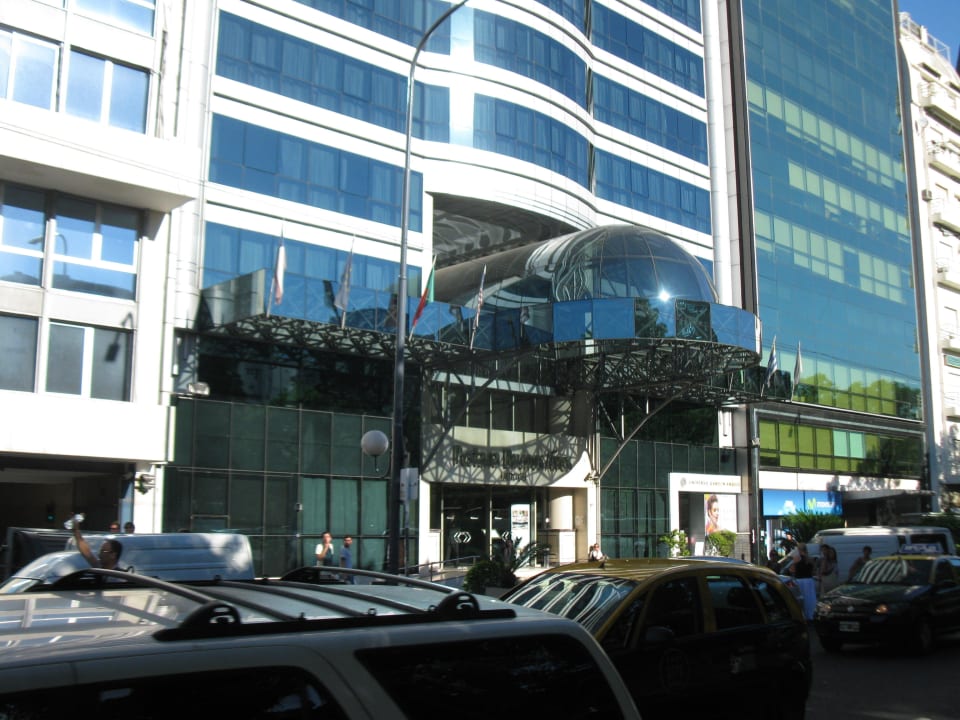 Hoteleingang Pestana Buenos Aires