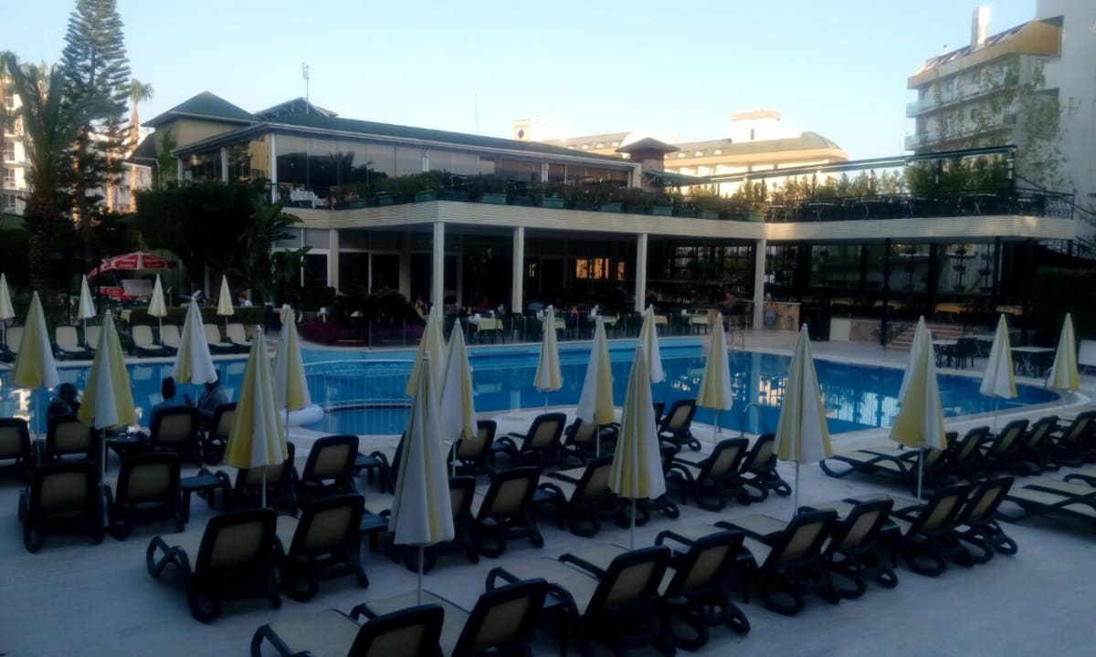 Pool Hotel Gardenia Beach