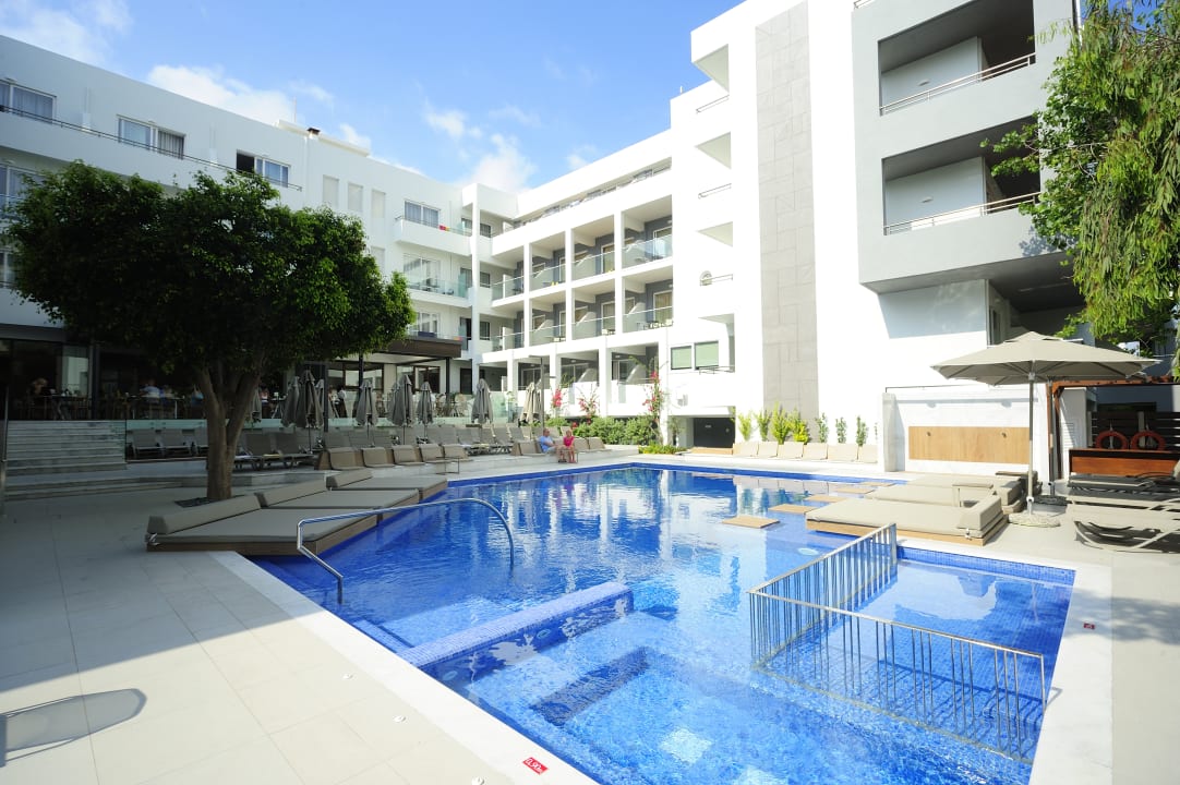Pool Atrium Ambiance Hotel