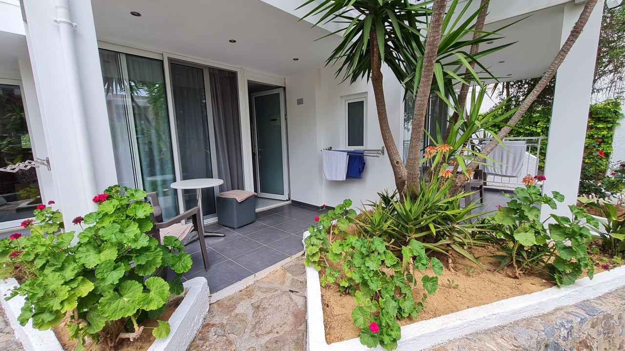 Außenansicht HARPIN Happy Days Beach Hotel