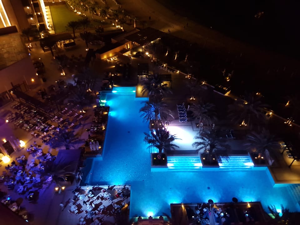 Pool DoubleTree by Hilton Resort & Spa Marjan Island