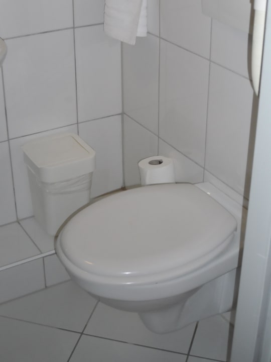 Kloschüssel PLAZA INN Hamburg Moorfleet