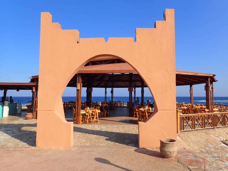 Gastro Three Corners Equinox Beach Resort