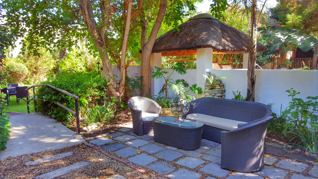 Gartenanlage Mimosa Lodge