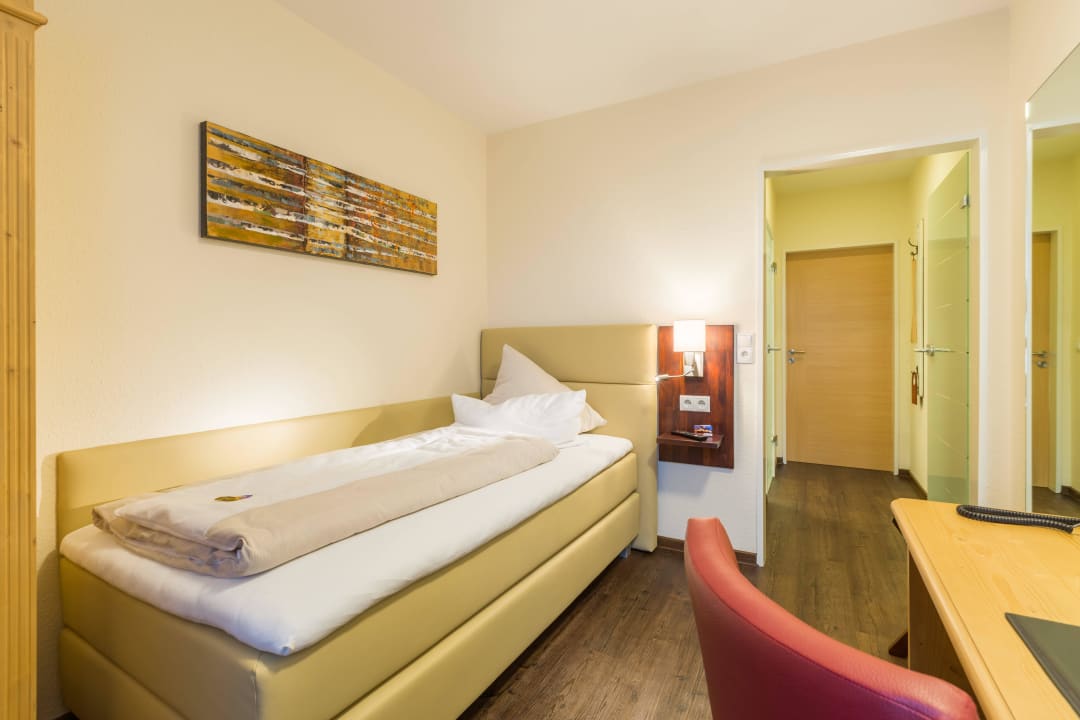 EZ Classic Burgdorfs Hotel & Restaurant