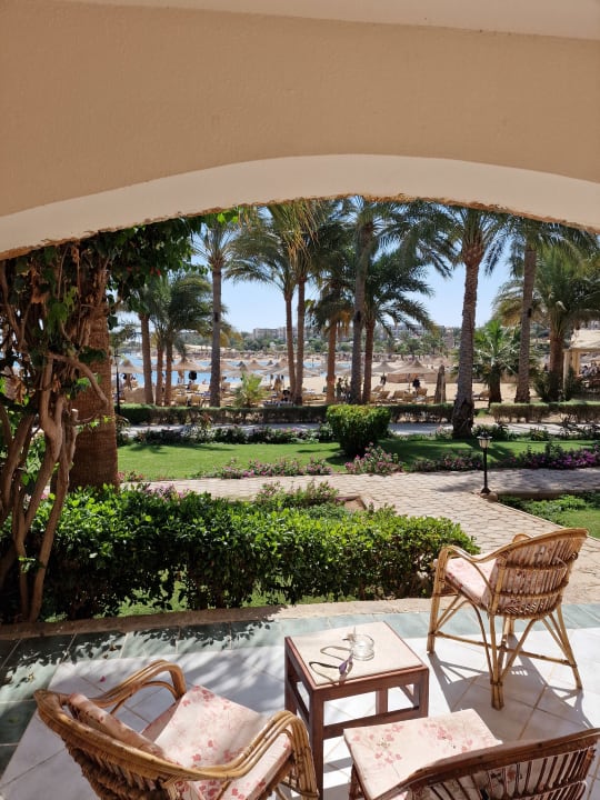 Zimmer Brayka Bay Resort