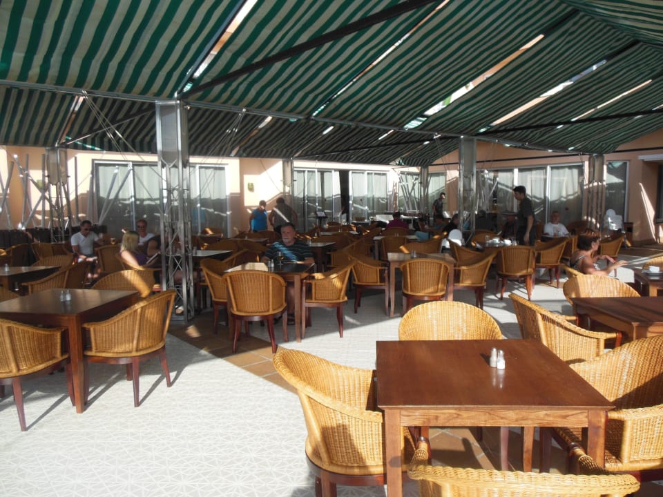 Restaurantaußenbereich Hotel Mariant Park