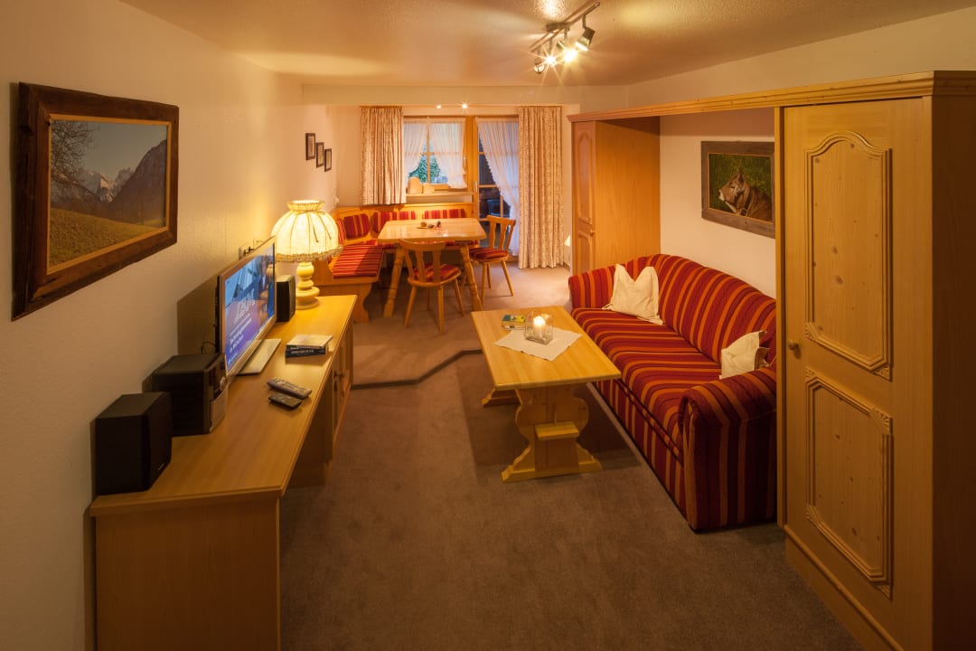 Zimmer Landgasthof und Ferienwohnungen Almenhof