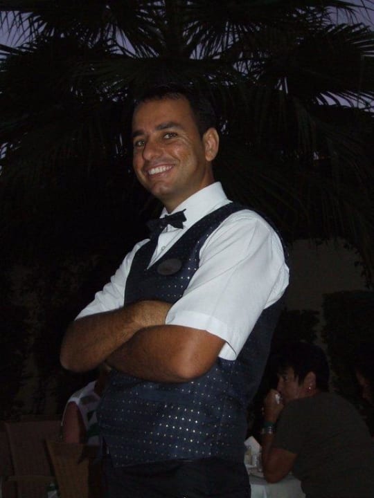 Kellner Kaplan aus dem Hauptrestaurant Can Garden Resort