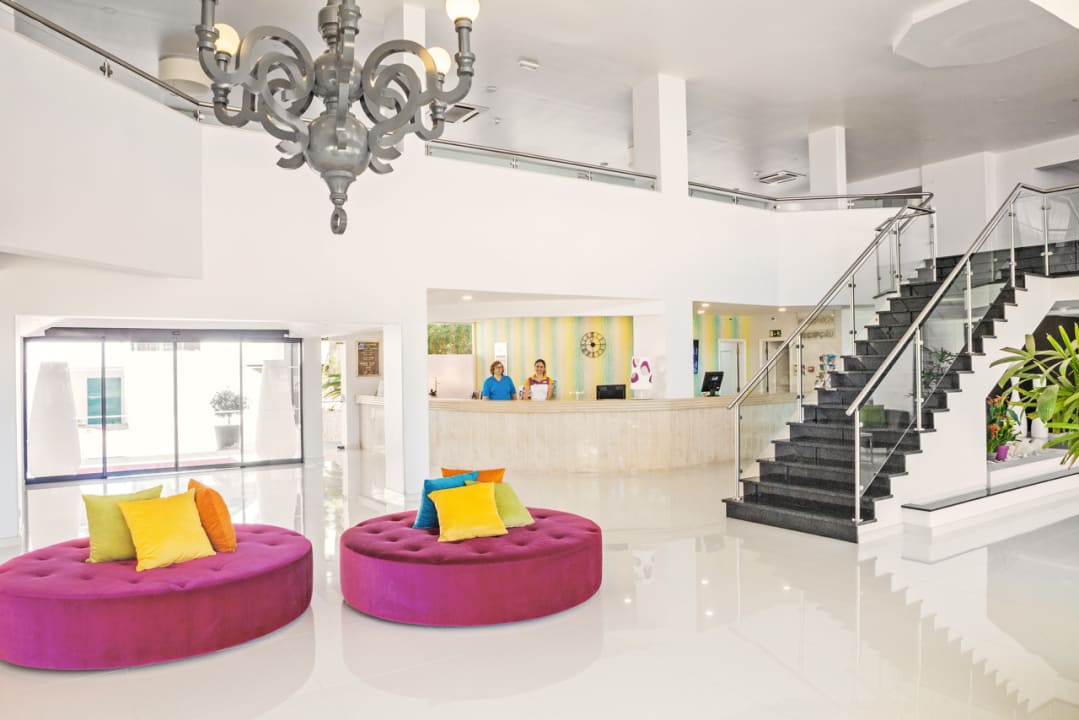 Lobby Luna Miramar Club