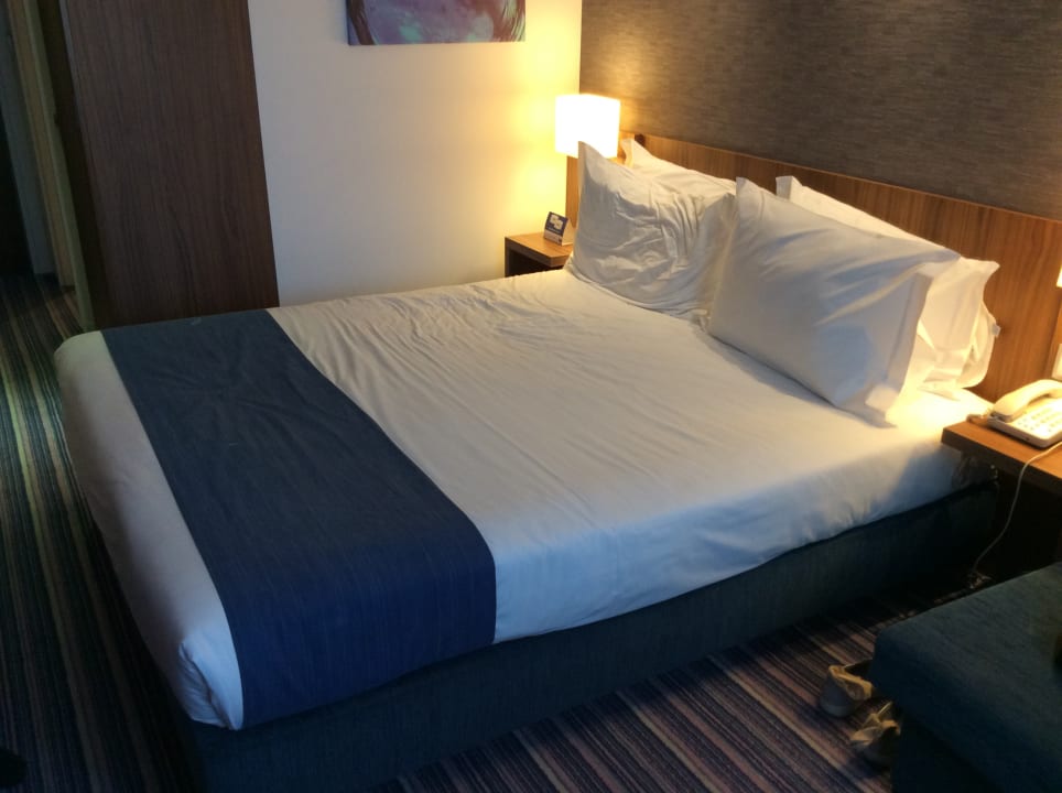 Zimmer Hotel Holiday Inn Express Lisbon Alfragide