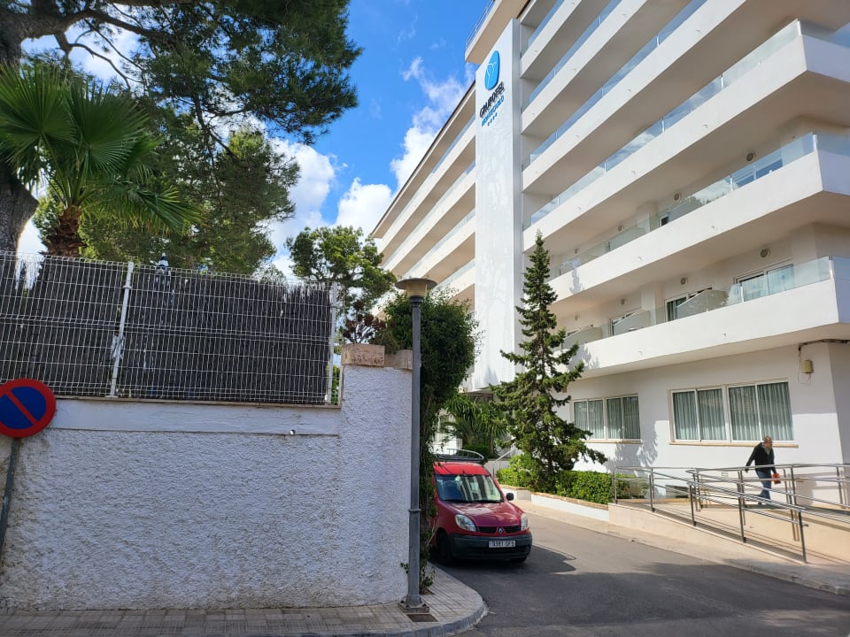 Außenansicht Grupotel Montecarlo