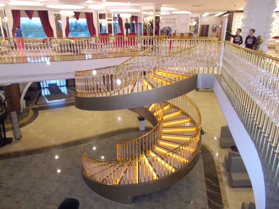 Die Showtreppe Dream World Aqua Hotel