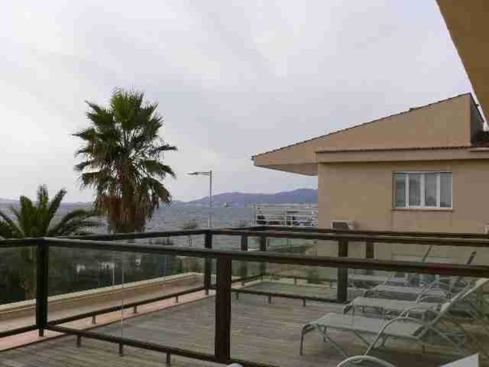 Blick von der Terrasse auf Hafen v. Plama AluaSoul Palma