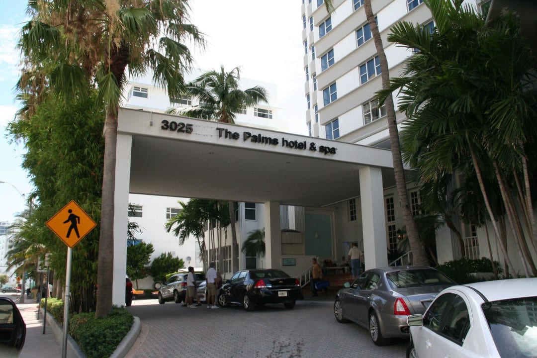 Eingang Hotel Palms on the Ocean