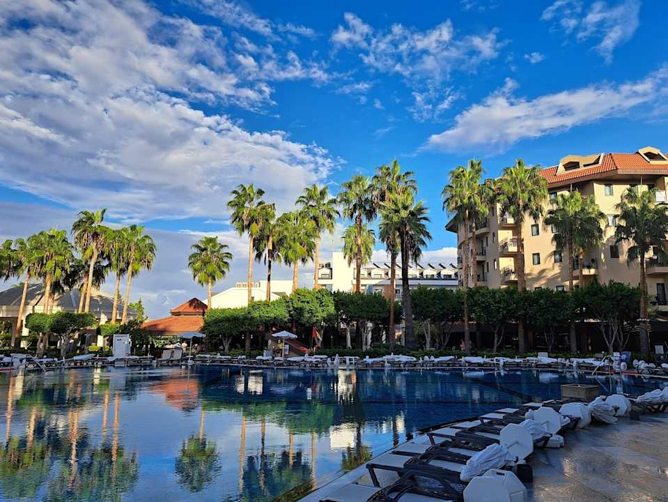 Pool allsun Numa Club Side