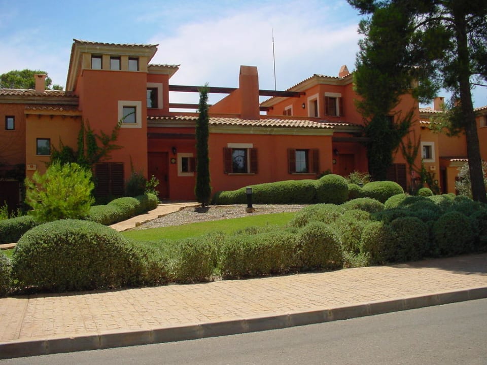 Frontansicht einer Villa Hacienda Son Antem Golf Resort, Autograph Collection