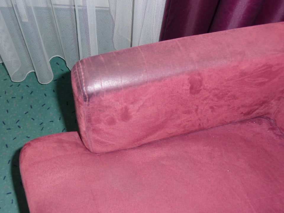 Speckige Möbel Mark Apart Hotel