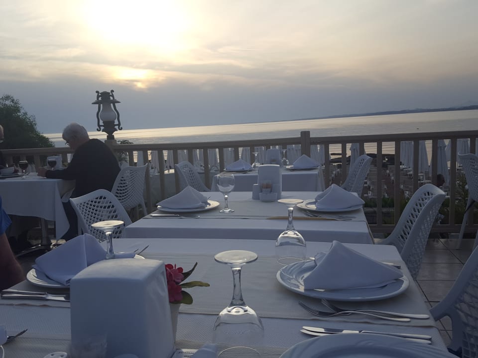 Gastro Can Garden Beach