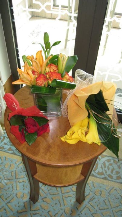 Blumen zur Begrüßung! Emirates Palace Mandarin Oriental