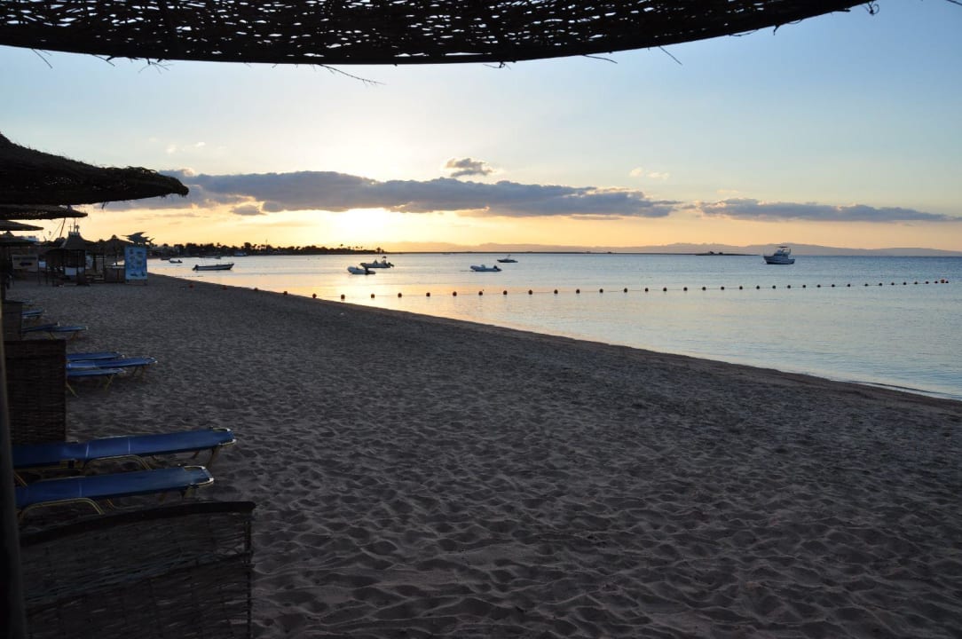 Sonnenaufgang JAZ Dahabeya