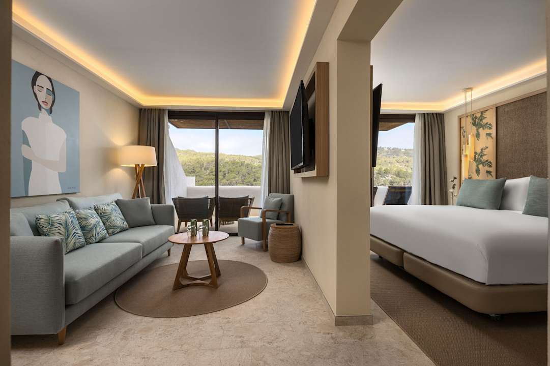 Zimmer Cala San Miguel Ibiza Resort, Curio Collection by Hilton