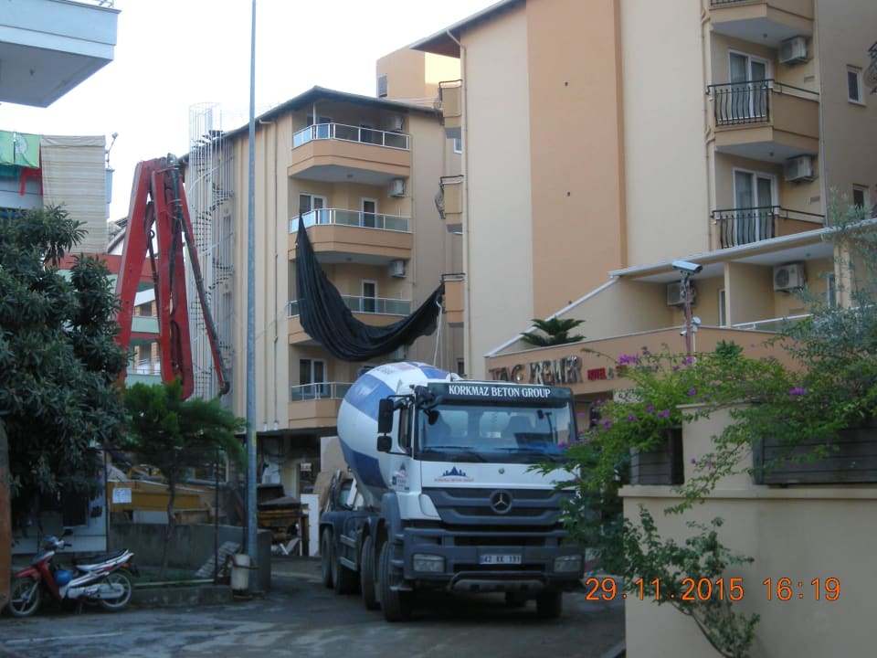 Baumaßnahmen außen Tac Premier Hotel & Spa