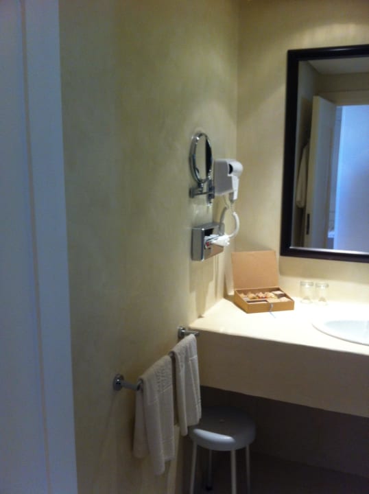 SDB Yadis Imperial Beach & Spa Resort